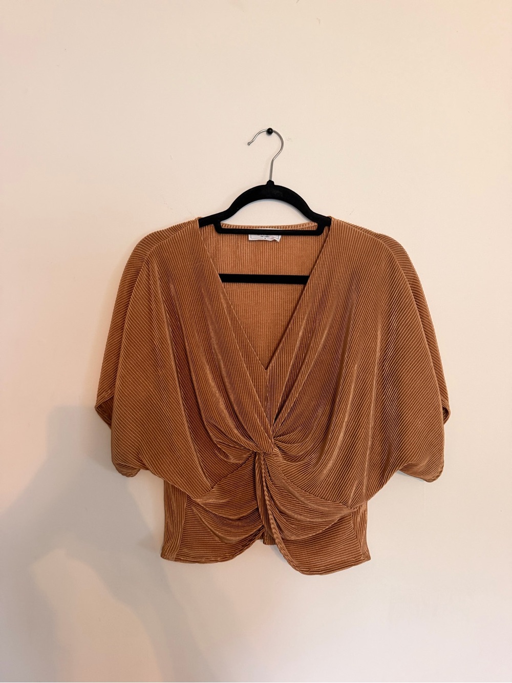 Ruched V-Neck Short Sleeve Top in Gold